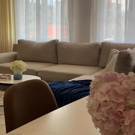 Vila Deluis Apartment *