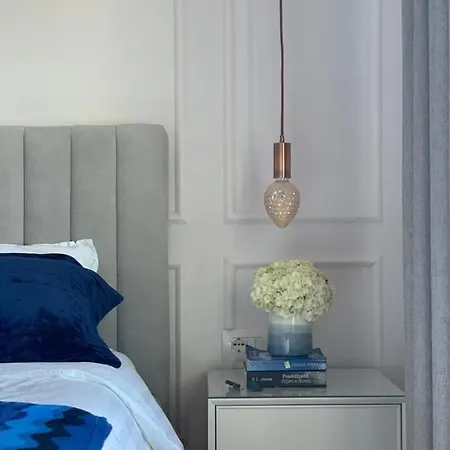 Vila Deluis Apartment Gramsh